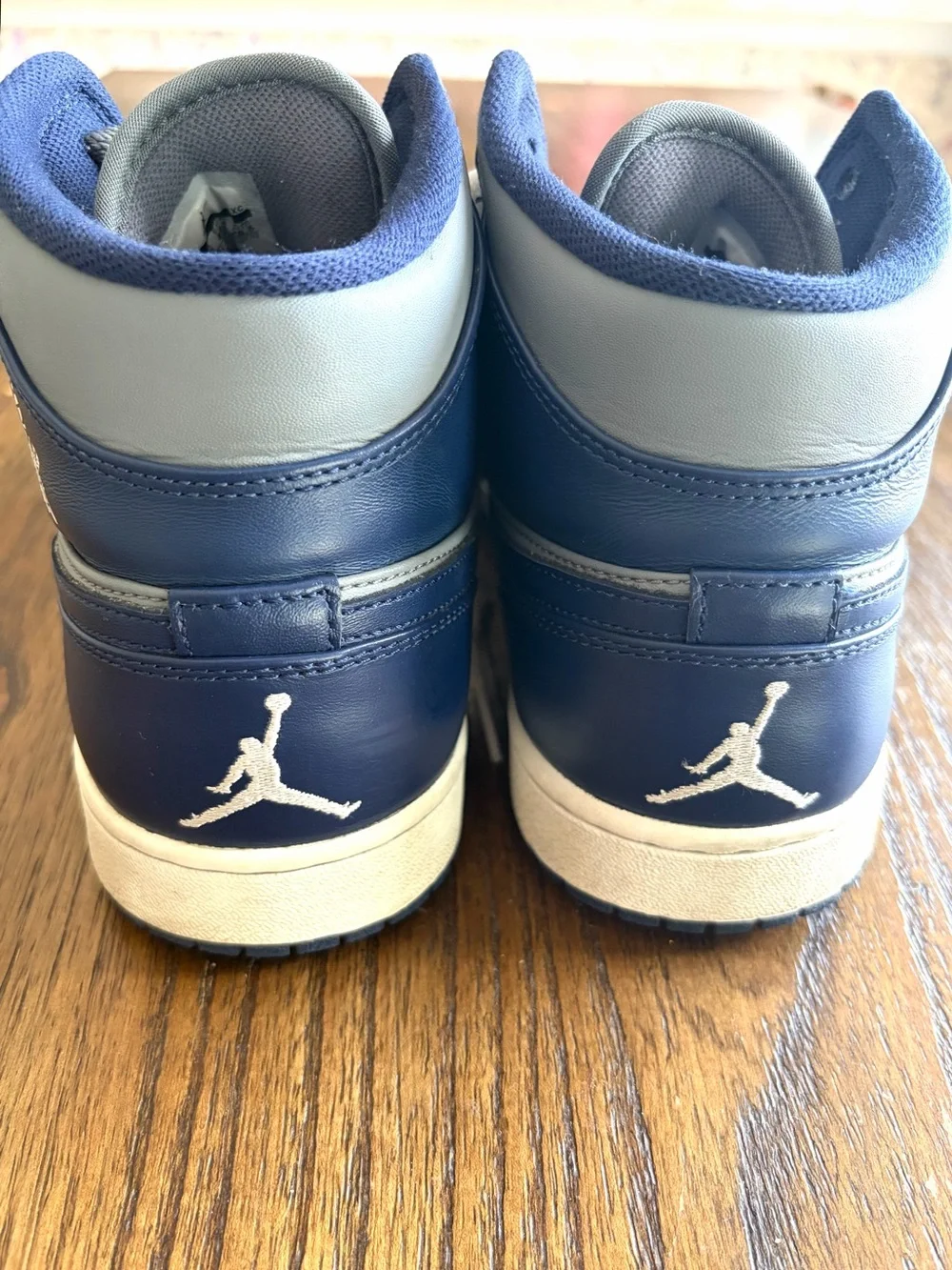 Nike Air Jordan 1 Mid 